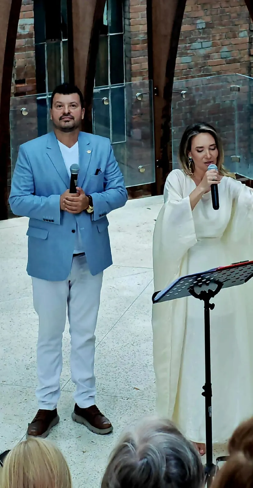 Moment în duet, tenor și soprană, în cadrul recitalului de la Sabato Italiano, Casa Kieser Iași